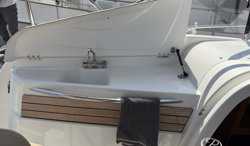 Jeanneau Cap Camarat 8.5 lleno