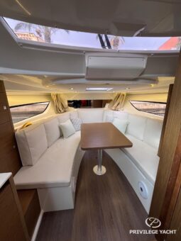 Jeanneau Cap Camarat 10.5 WA lleno