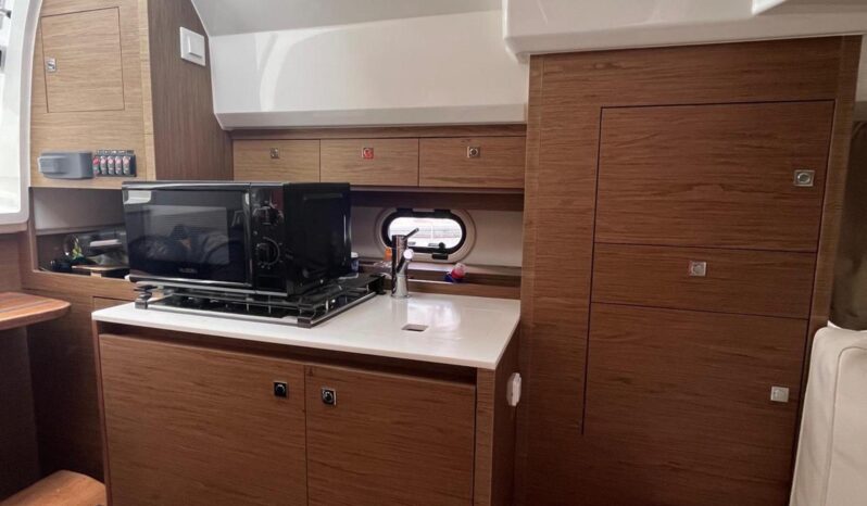 Jeanneau Cap Camarat 10.5 WA lleno