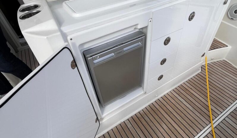 Jeanneau Cap Camarat 10.5 WA lleno